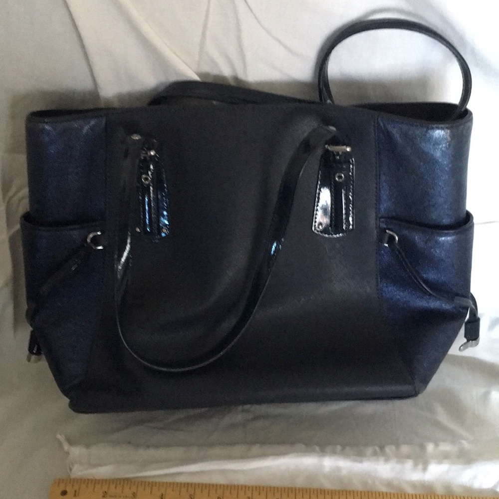 Michael Kors large Navy/black tote - Picture 2 of 7